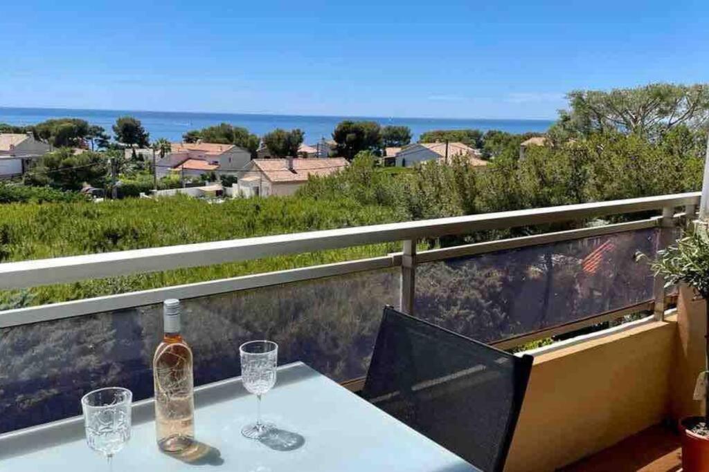 Appartement 2 Chambres Terrasse Vue Mer Каррі-ле-Руе Екстер'єр фото